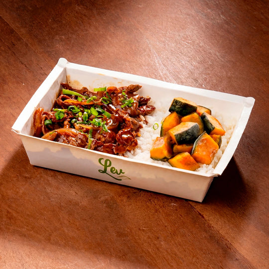 Gyudon, arroz japonês e abóbora kabocha