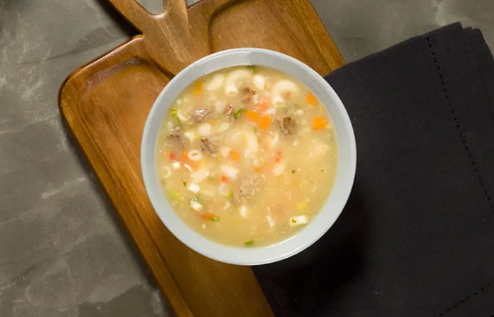 Caldo de minestrone de legumes